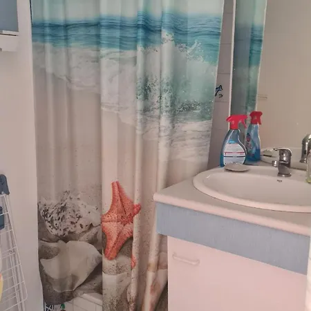 Appartement T2 Lumineux Et Piscine *